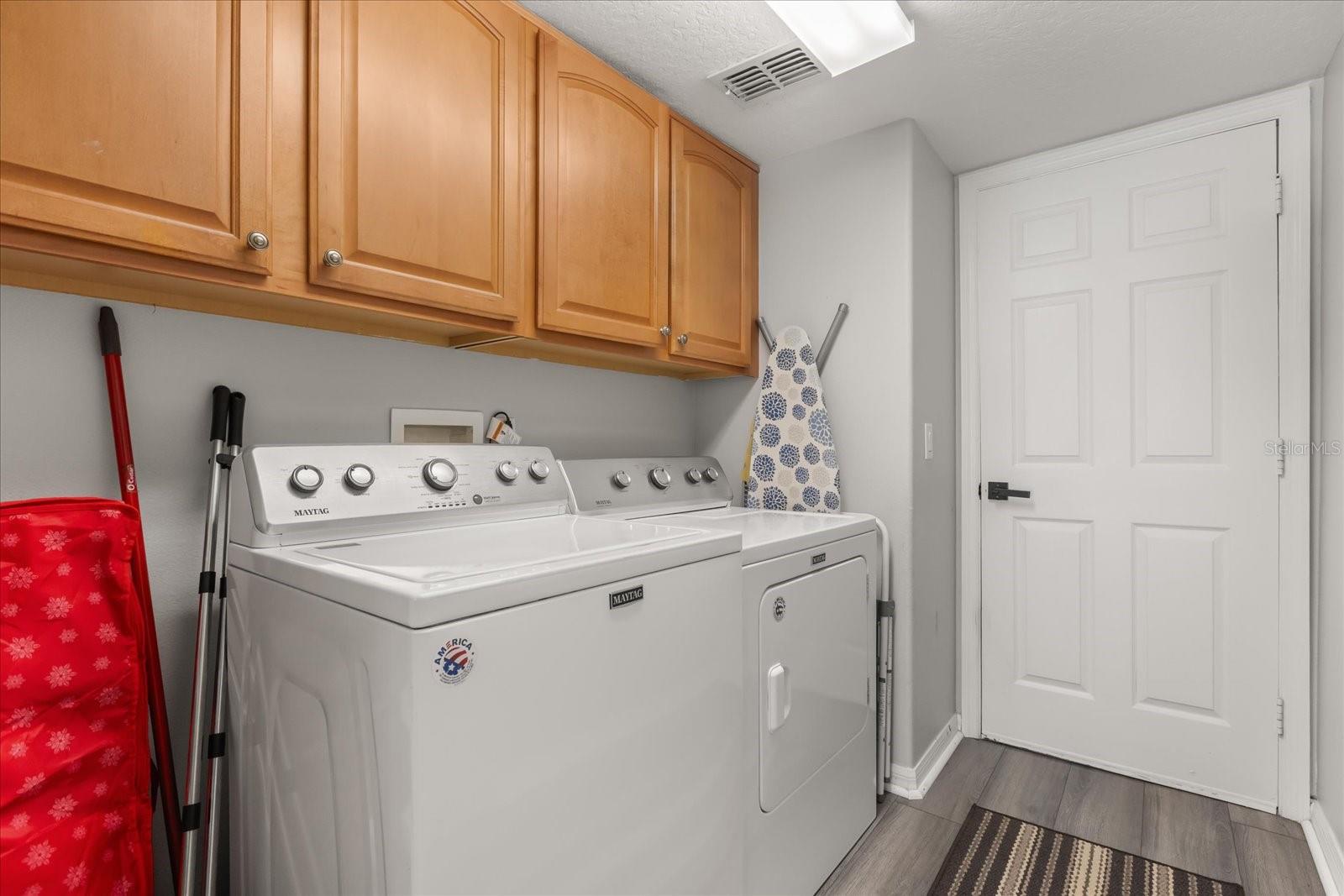 Image 38 of 50 For 9361 Pecky Cypress Way