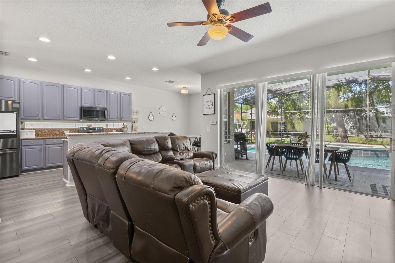 Image 7 of 50 For 9361 Pecky Cypress Way