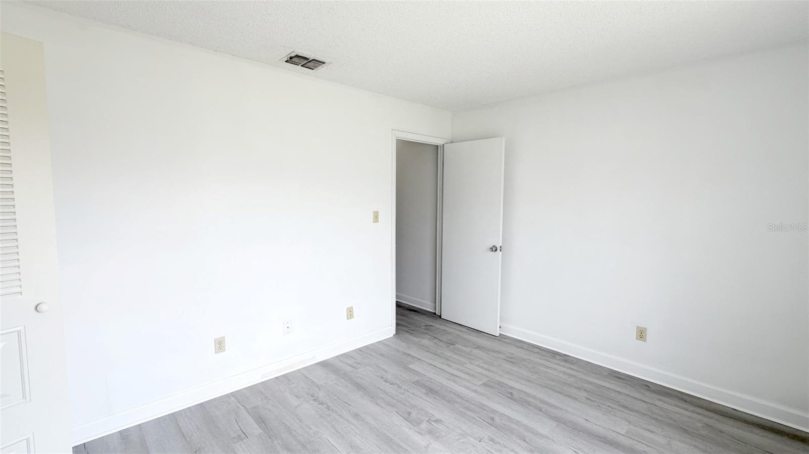 Image 10 of 24 For 5523 Westbrook Drive