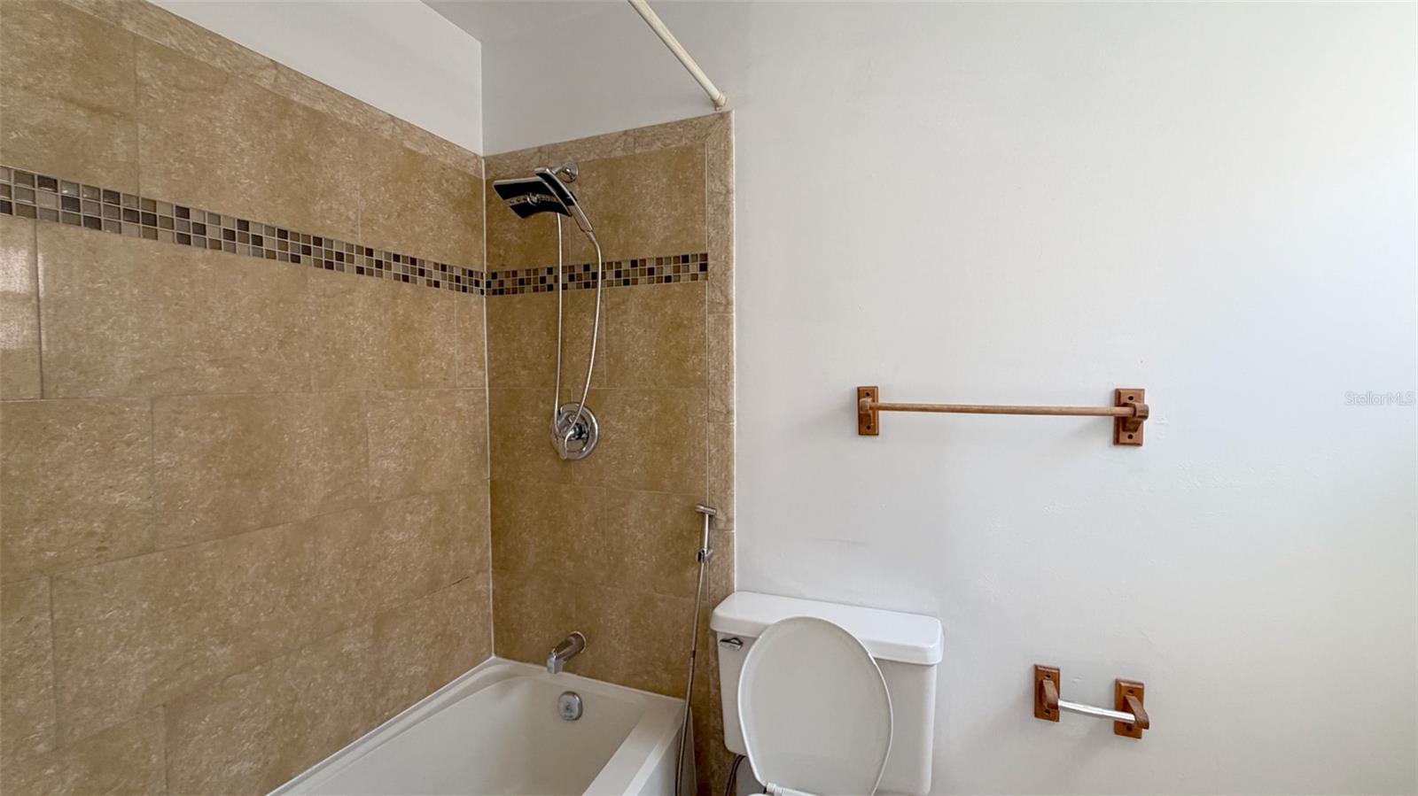 Image 19 of 24 For 5523 Westbrook Drive