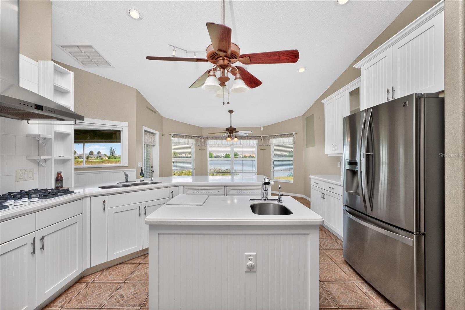 Image 10 of 37 For 7110 San Casa Drive