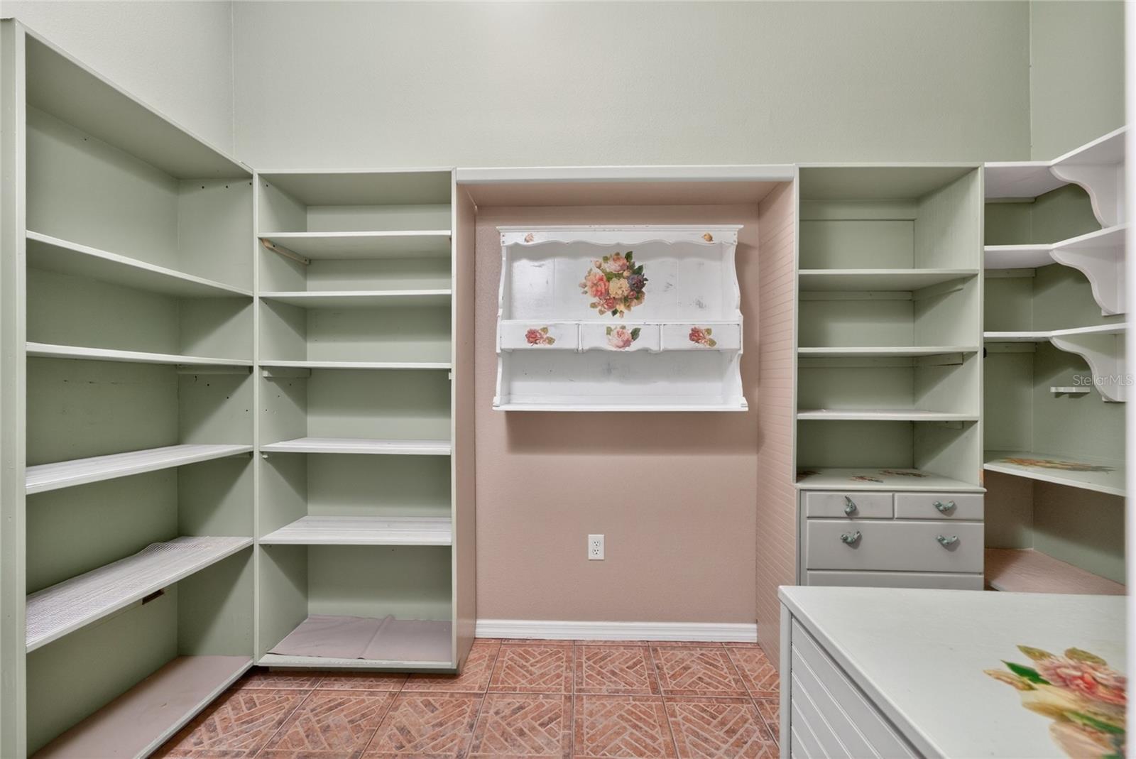 Image 21 of 37 For 7110 San Casa Drive