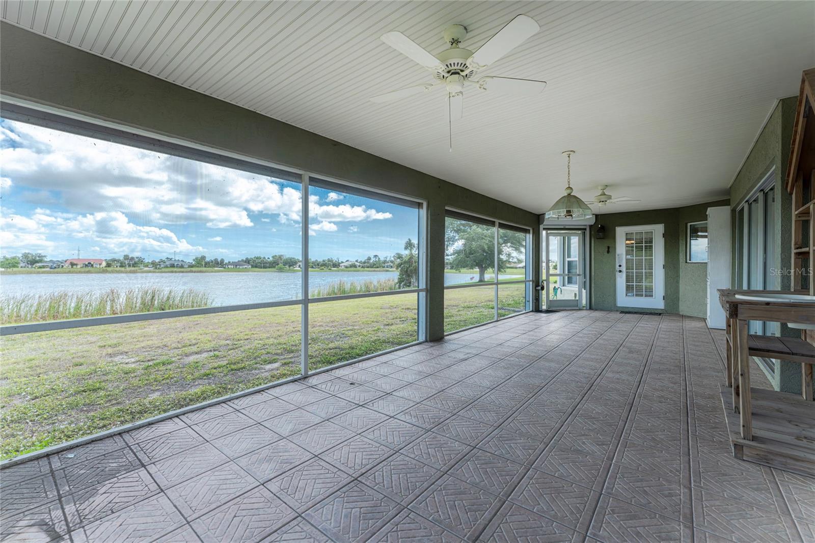 Image 26 of 37 For 7110 San Casa Drive