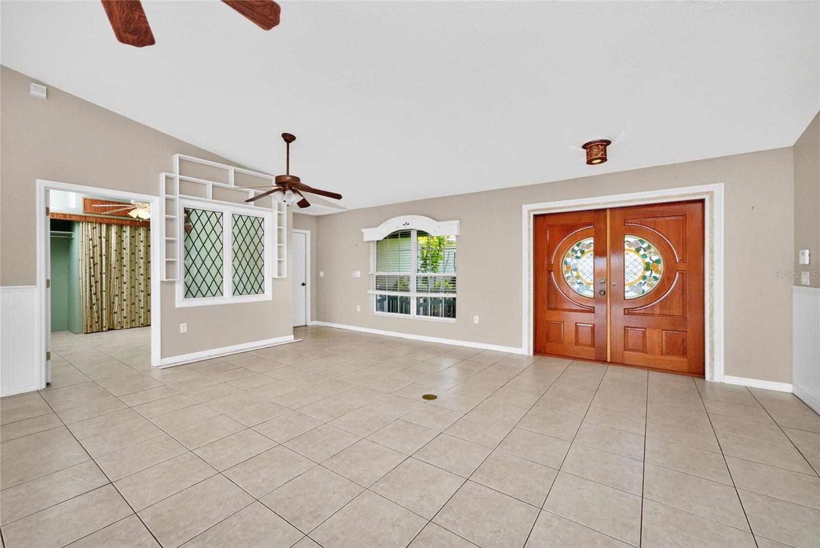 Image 6 of 37 For 7110 San Casa Drive