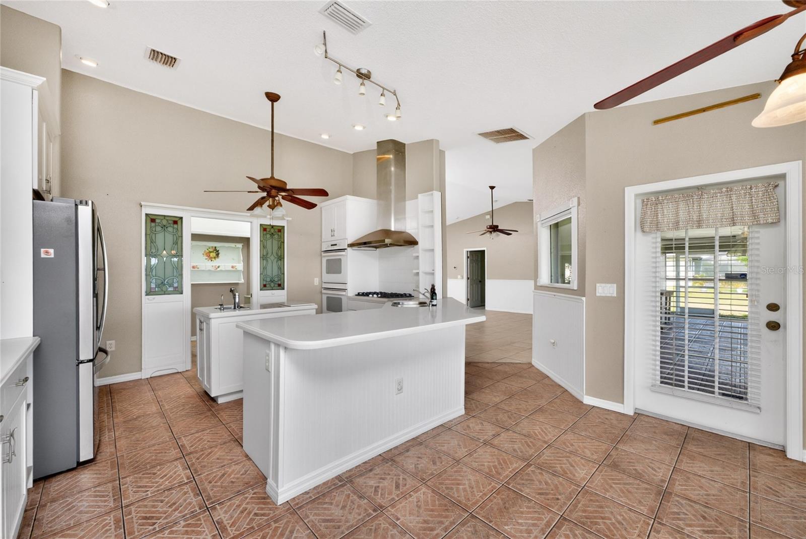 Image 8 of 37 For 7110 San Casa Drive