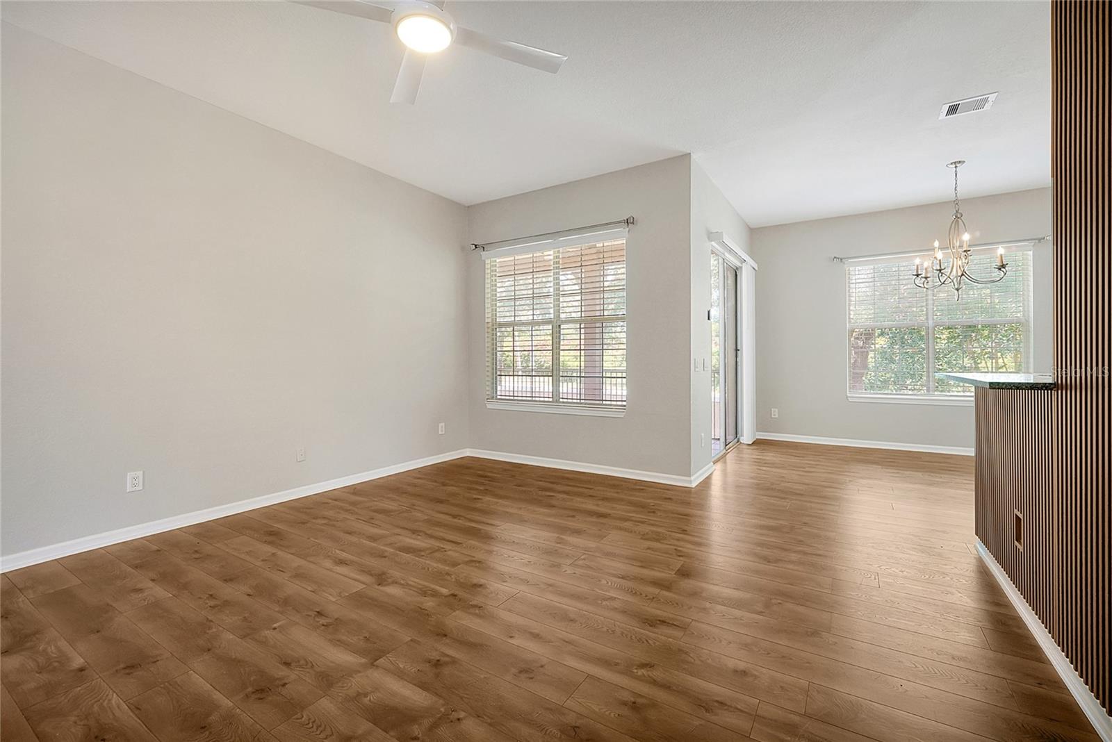 Image 5 of 41 For 7521 Bay Port Road 12