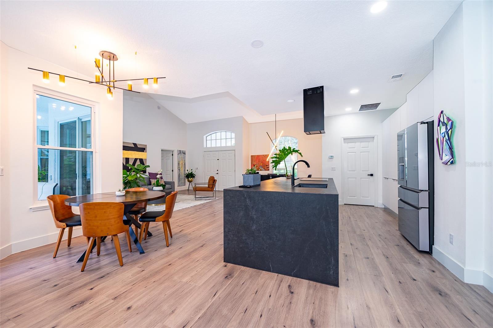 Image 12 of 33 For 13393 Sunset Lakes Circle