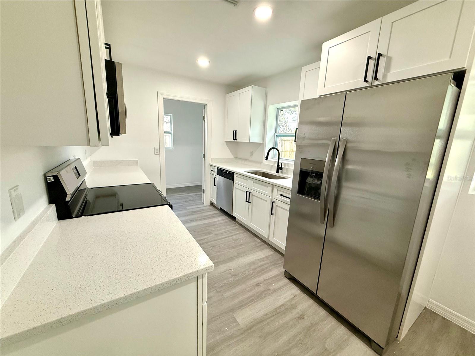 Image 10 of 30 For 701 Alfred Drive