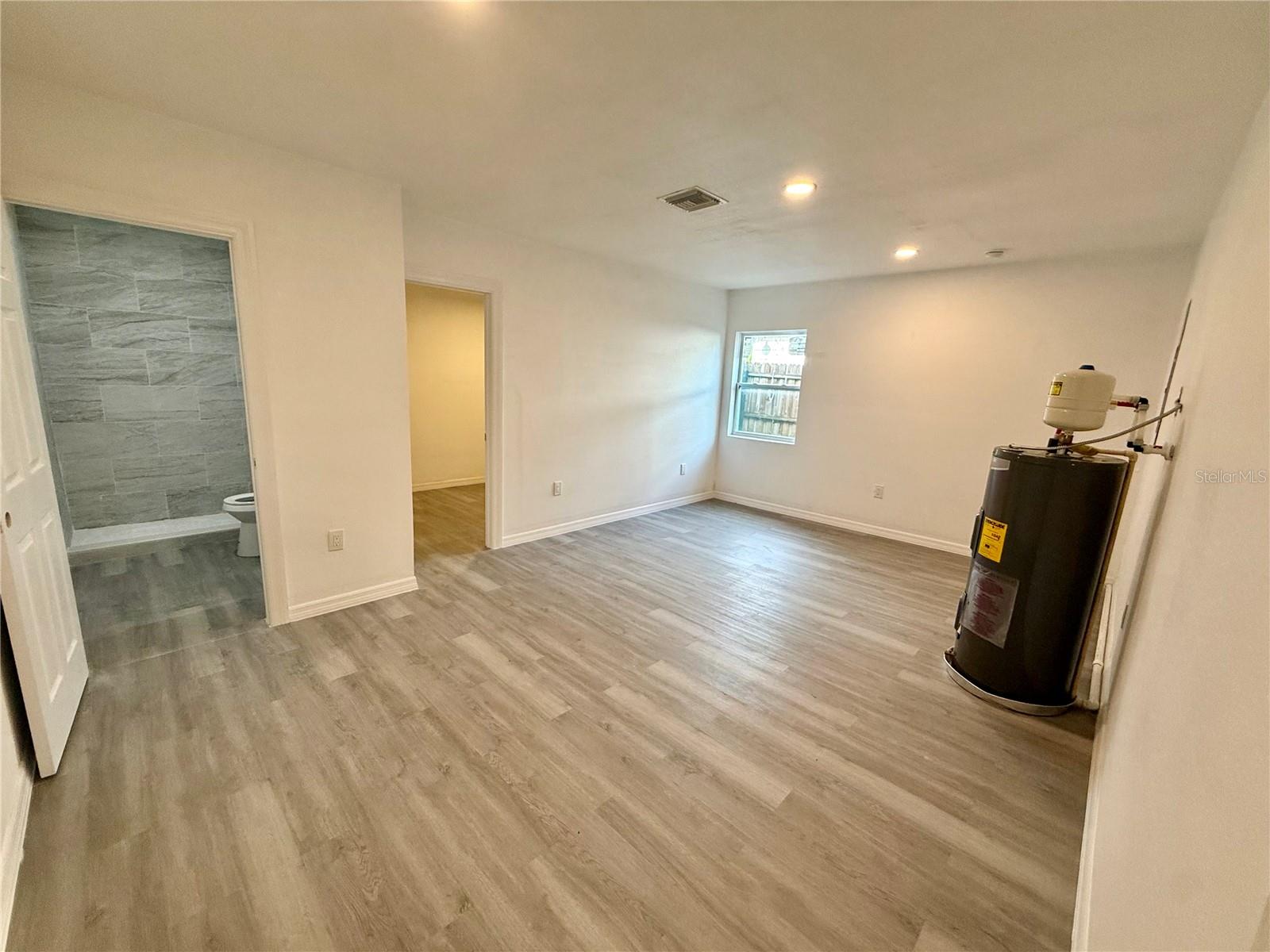 Image 15 of 30 For 701 Alfred Drive