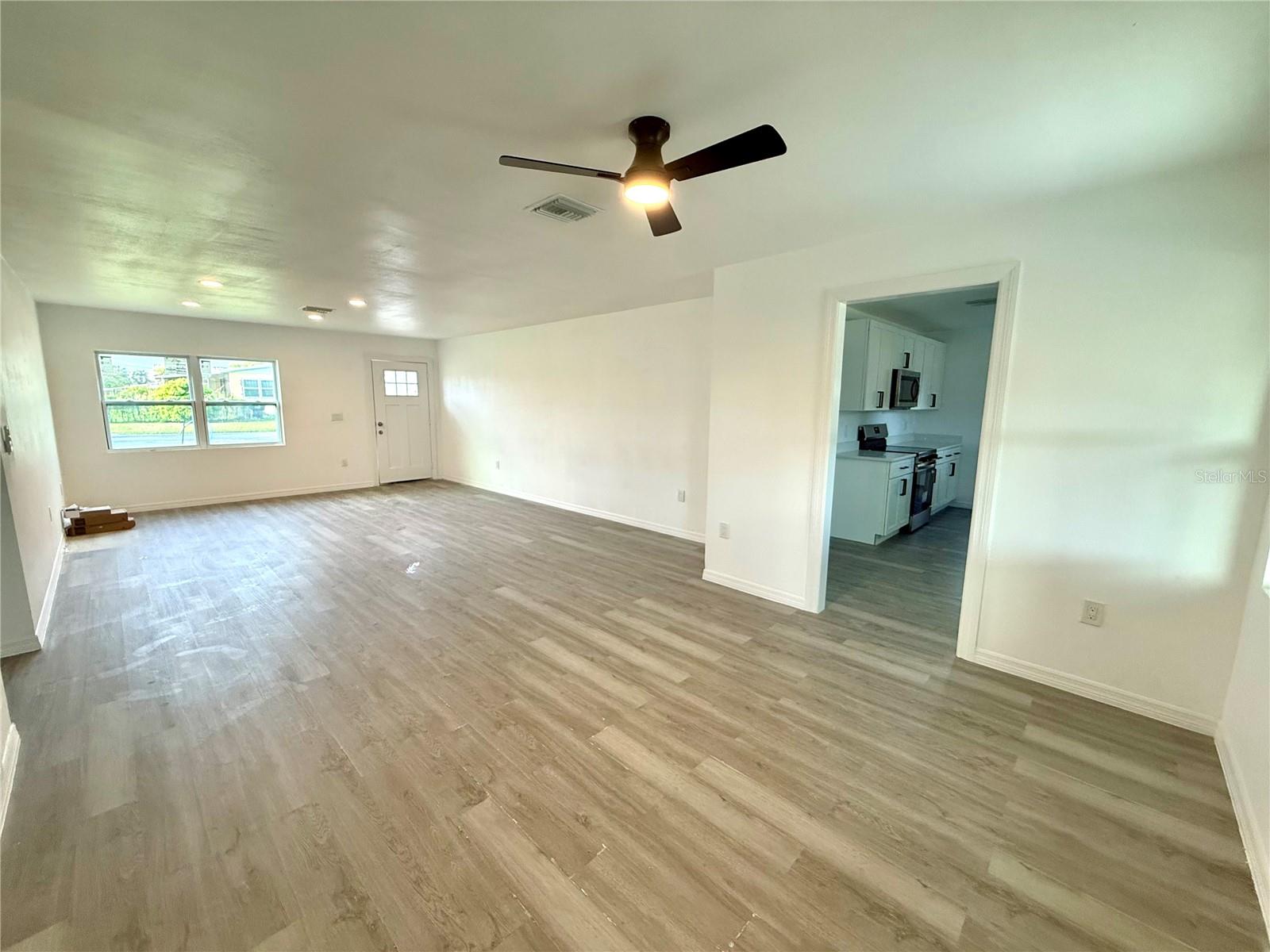 Image 7 of 30 For 701 Alfred Drive