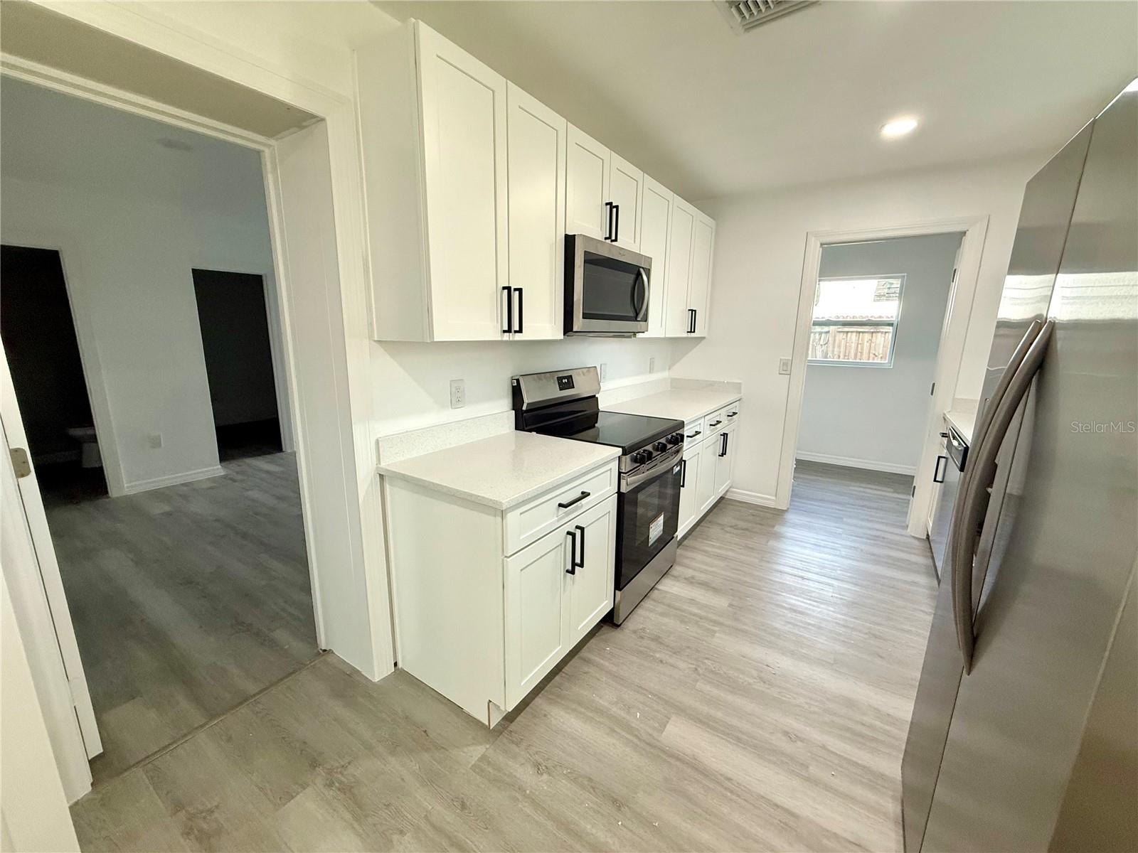 Image 9 of 30 For 701 Alfred Drive