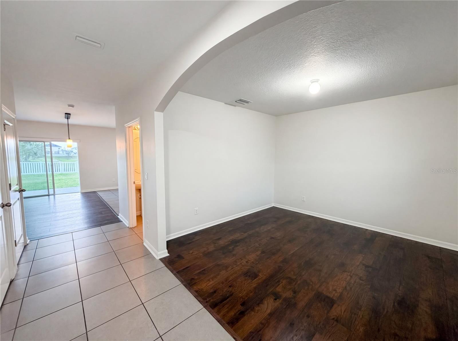 Image 17 of 33 For 35687 Hillbrook Avenue