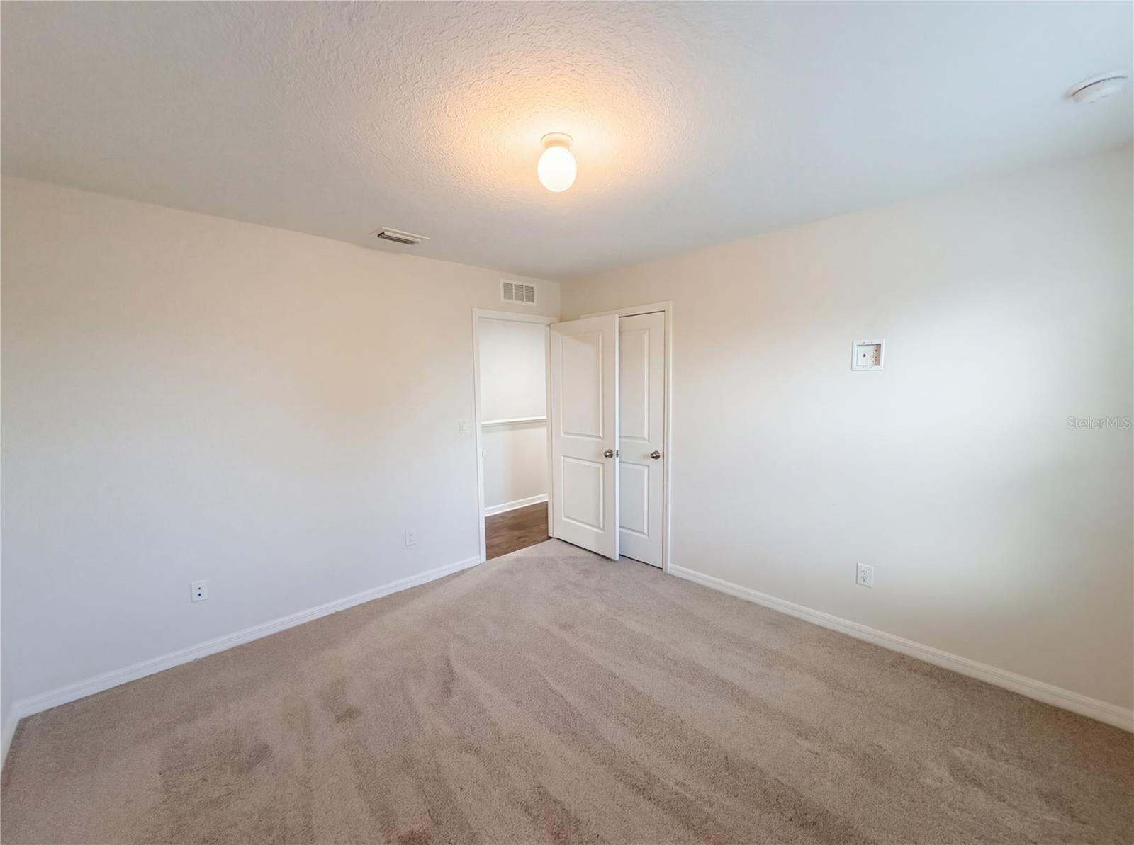 Image 18 of 33 For 35687 Hillbrook Avenue