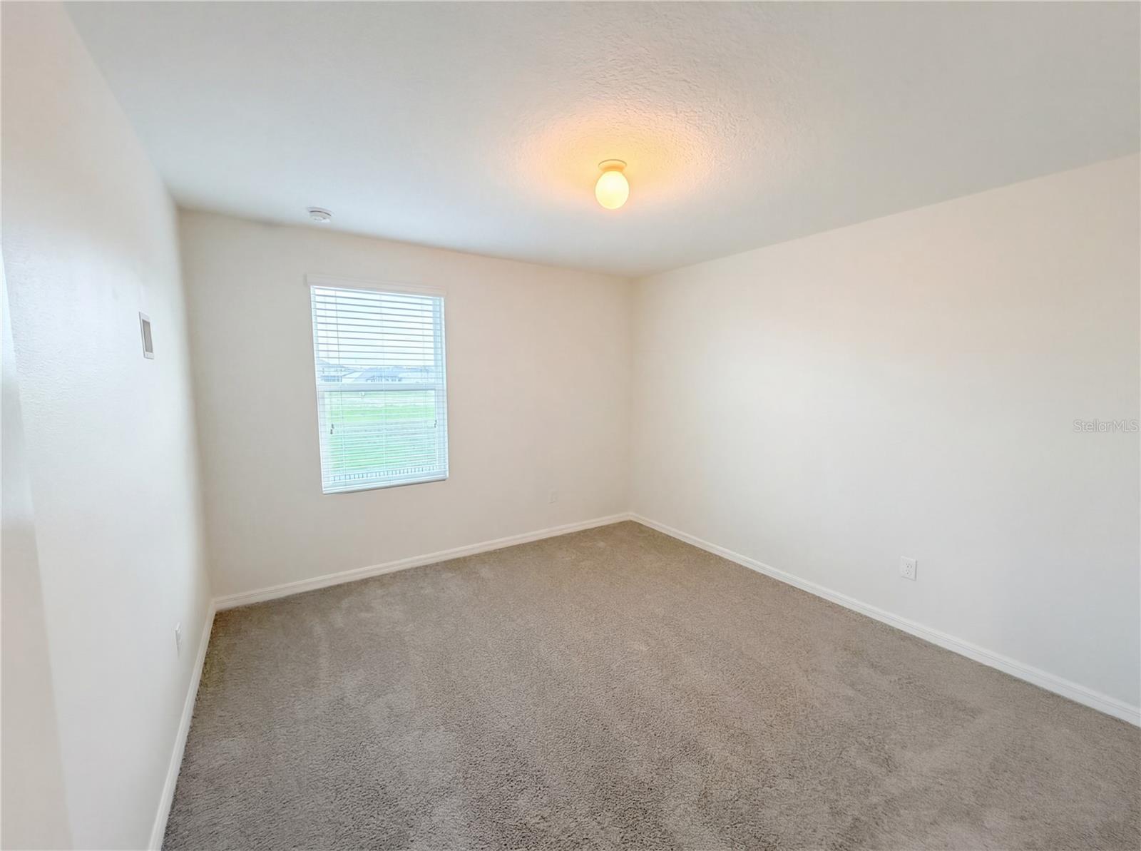 Image 19 of 33 For 35687 Hillbrook Avenue