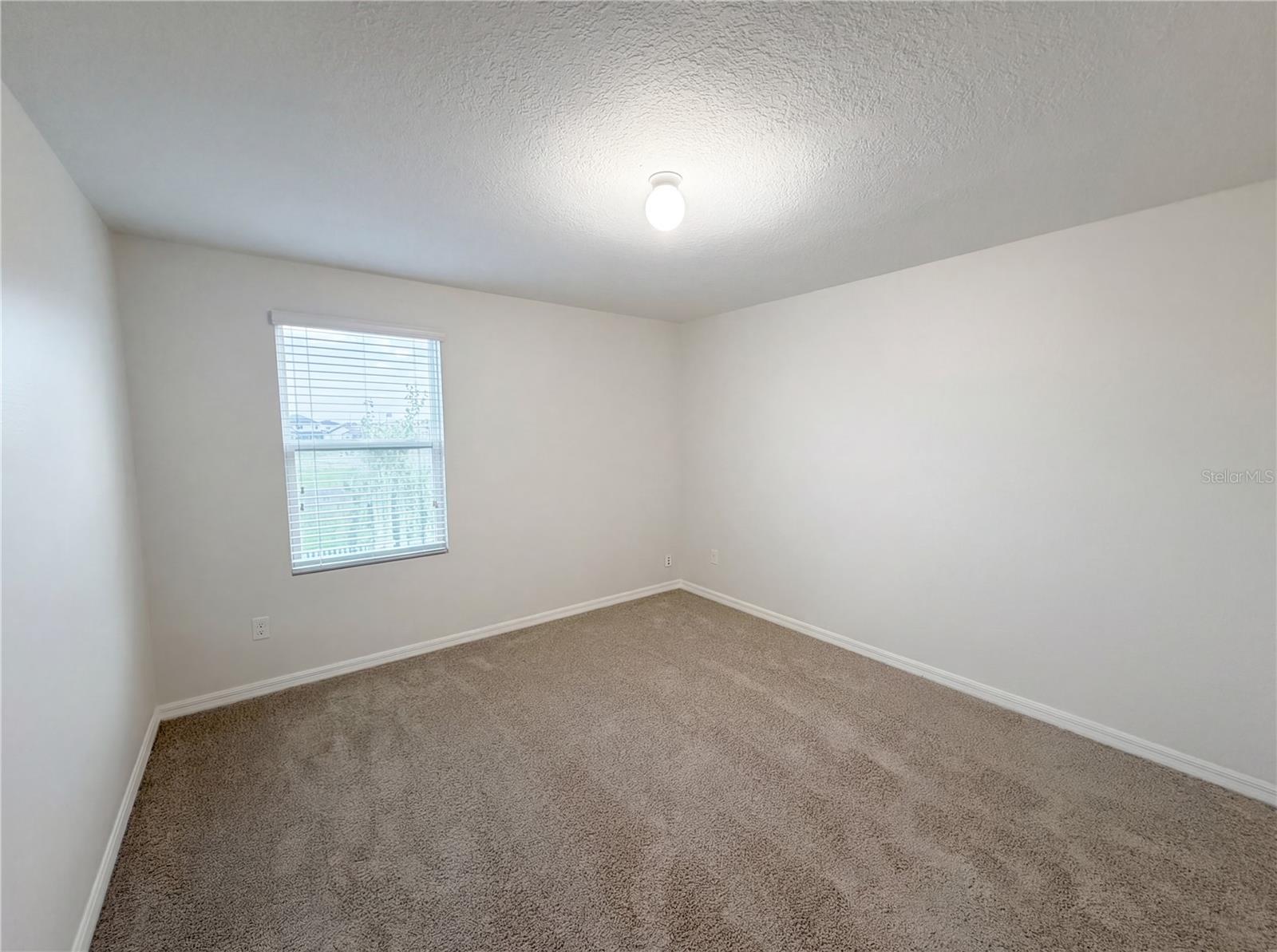 Image 21 of 33 For 35687 Hillbrook Avenue