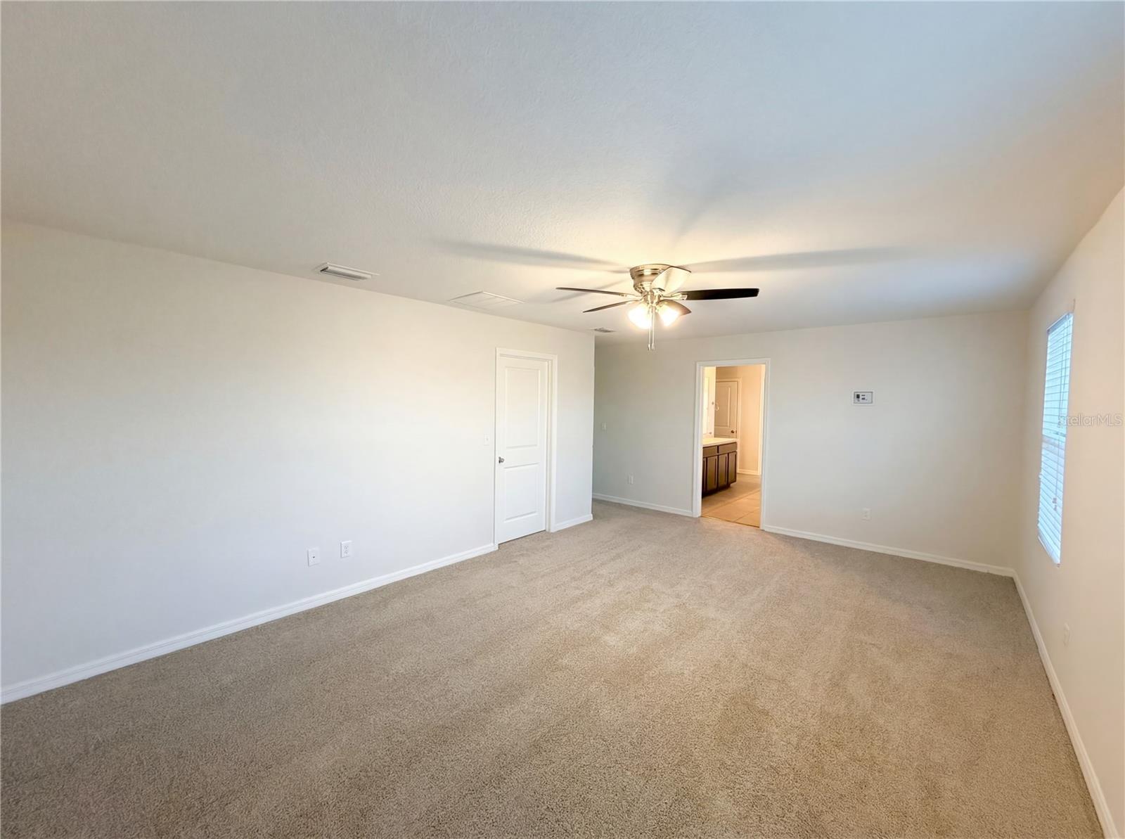 Image 22 of 33 For 35687 Hillbrook Avenue