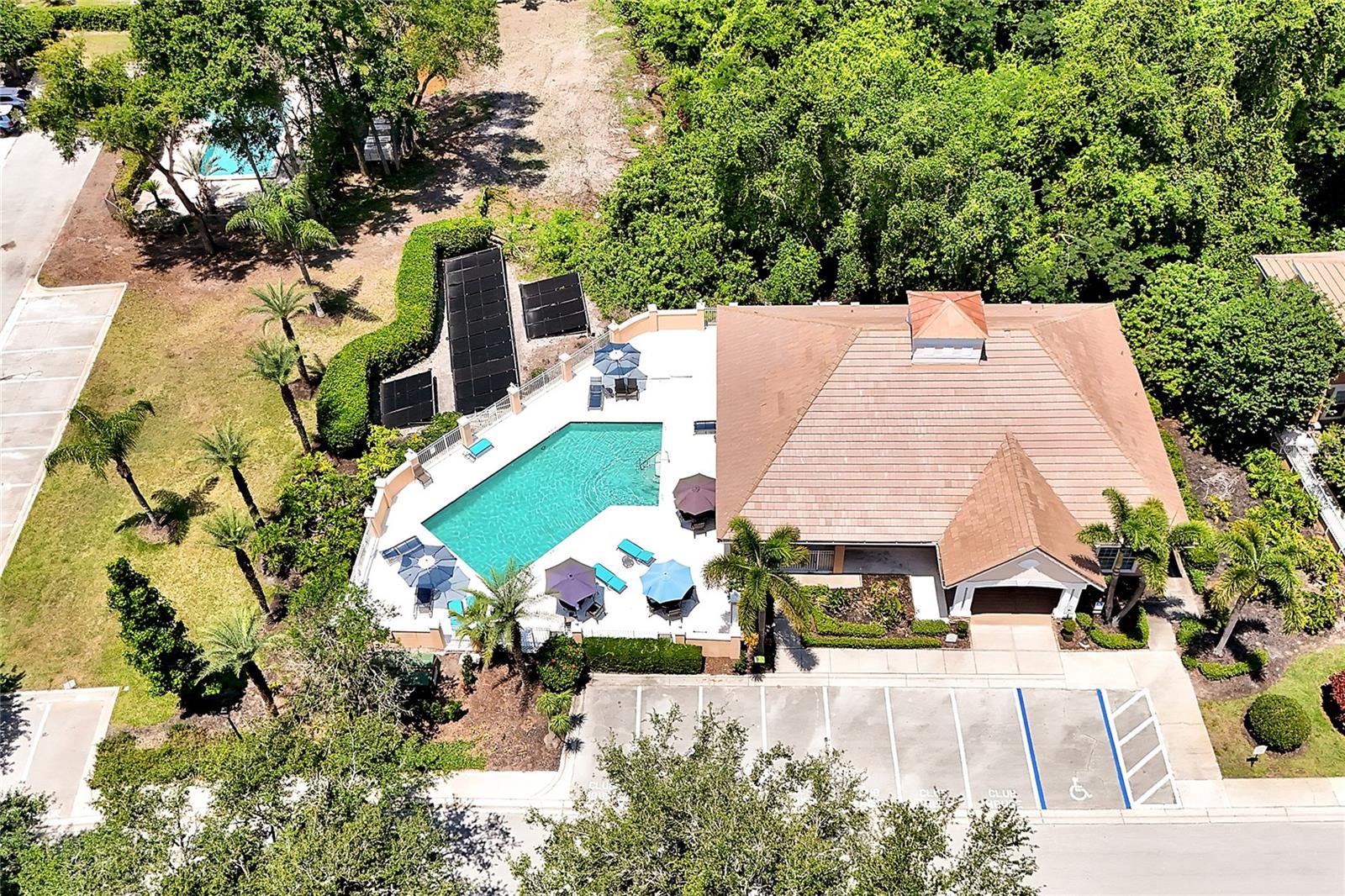 Image 4 of 41 For 7521 Bay Port Road 12