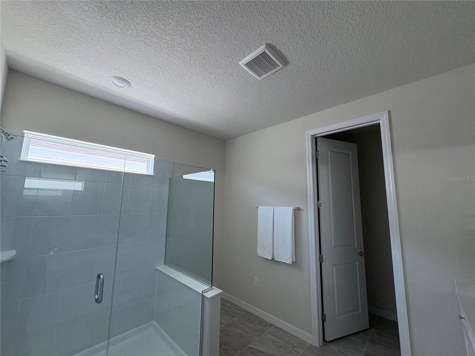 Image 28 of 36 For 8243 Fenton Street