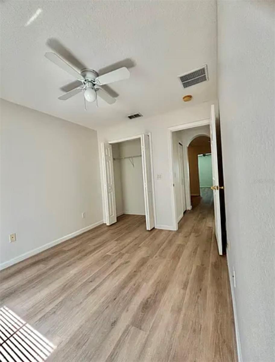 Image 4 of 13 For 856 Park Grove Court