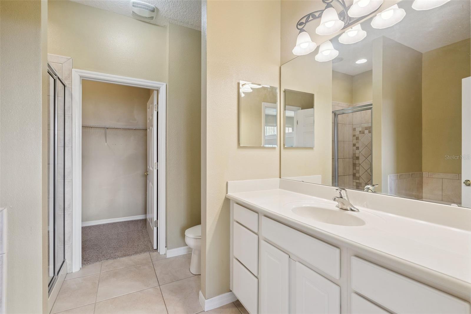 Image 11 of 23 For 722 Chacall Loop