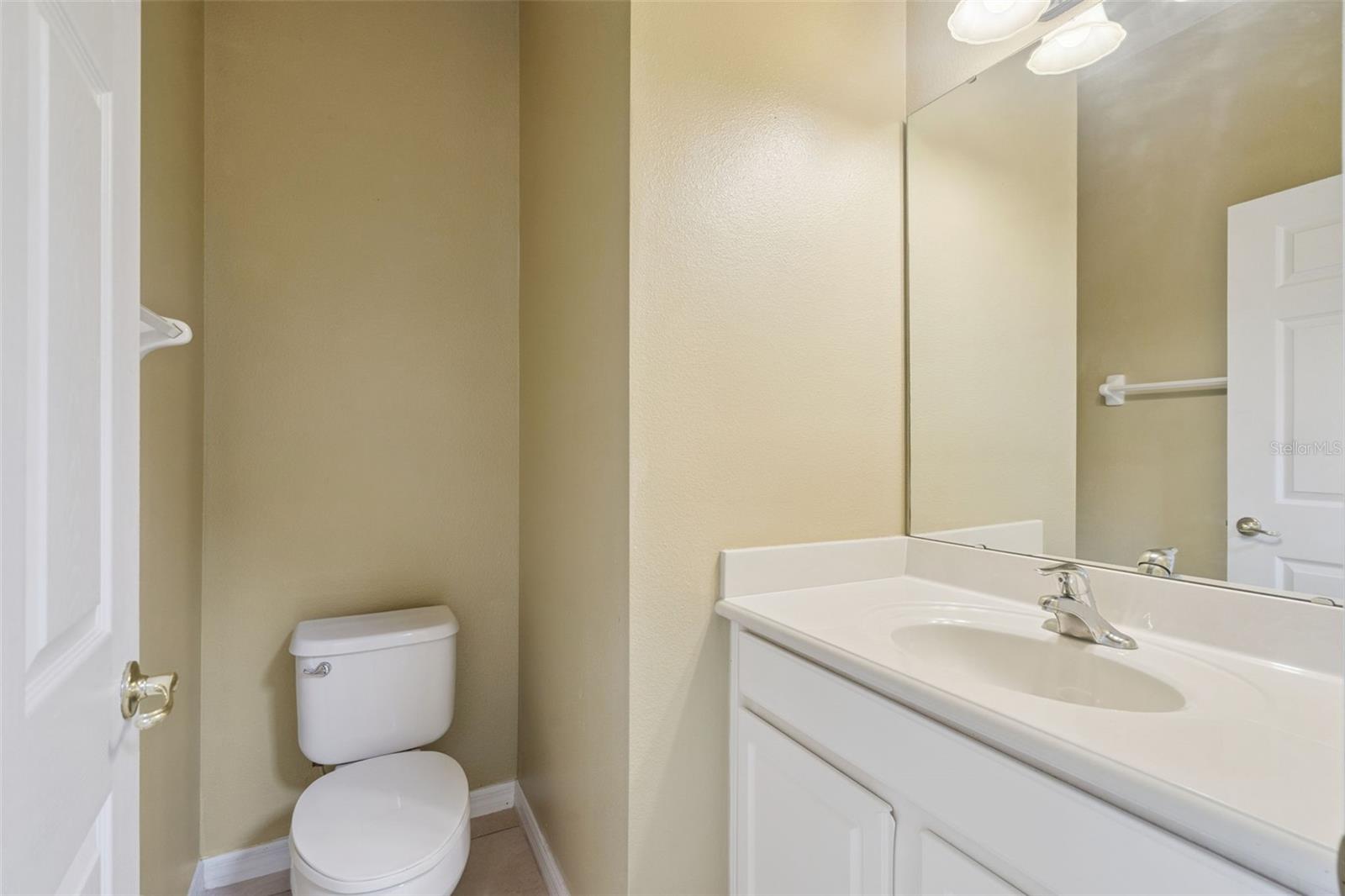 Image 13 of 23 For 722 Chacall Loop