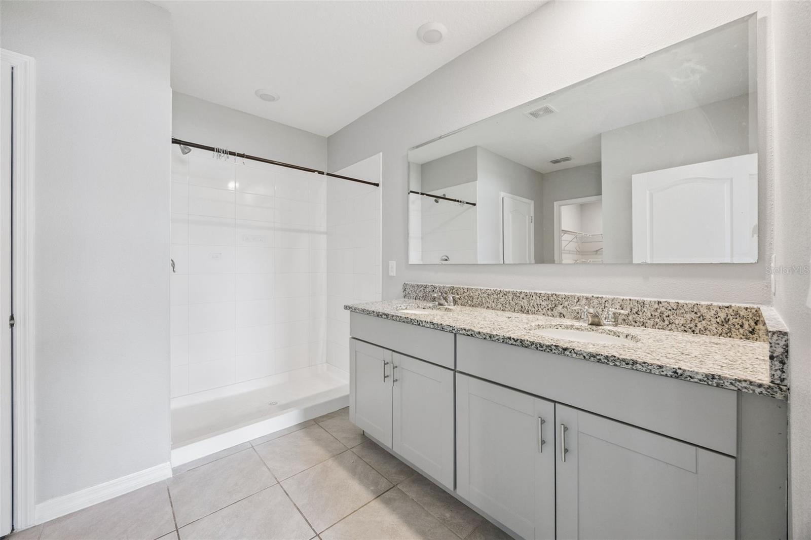 Image 7 of 18 For 1603 Barberry Drive