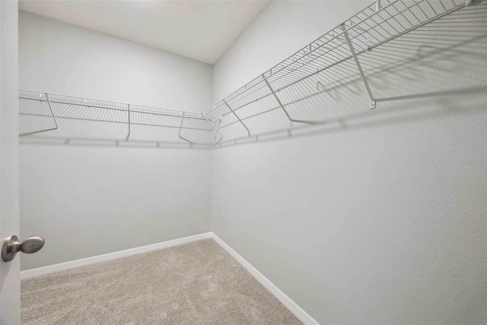 Image 8 of 18 For 1603 Barberry Drive