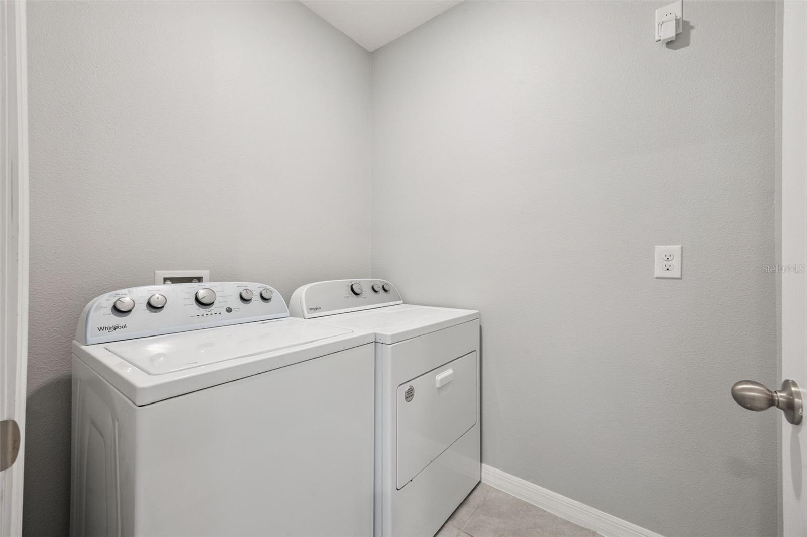 Image 9 of 18 For 1603 Barberry Drive