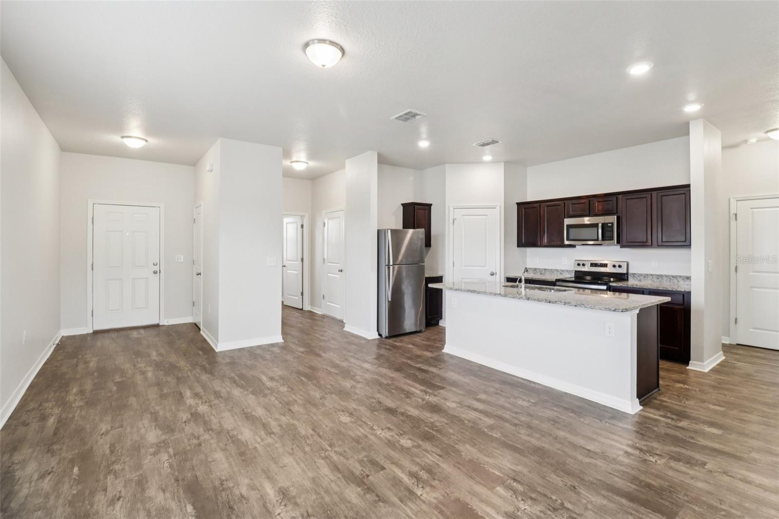 Image 3 of 26 For 3098 Neverland Drive