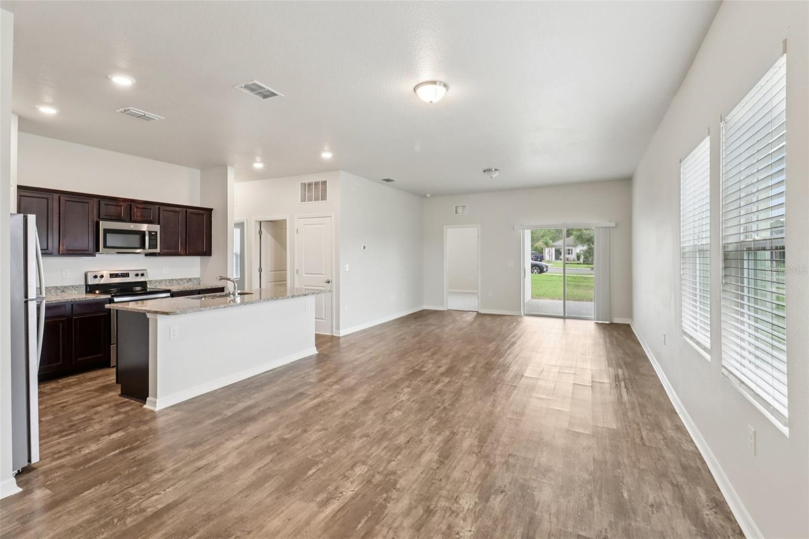 Image 4 of 26 For 3098 Neverland Drive