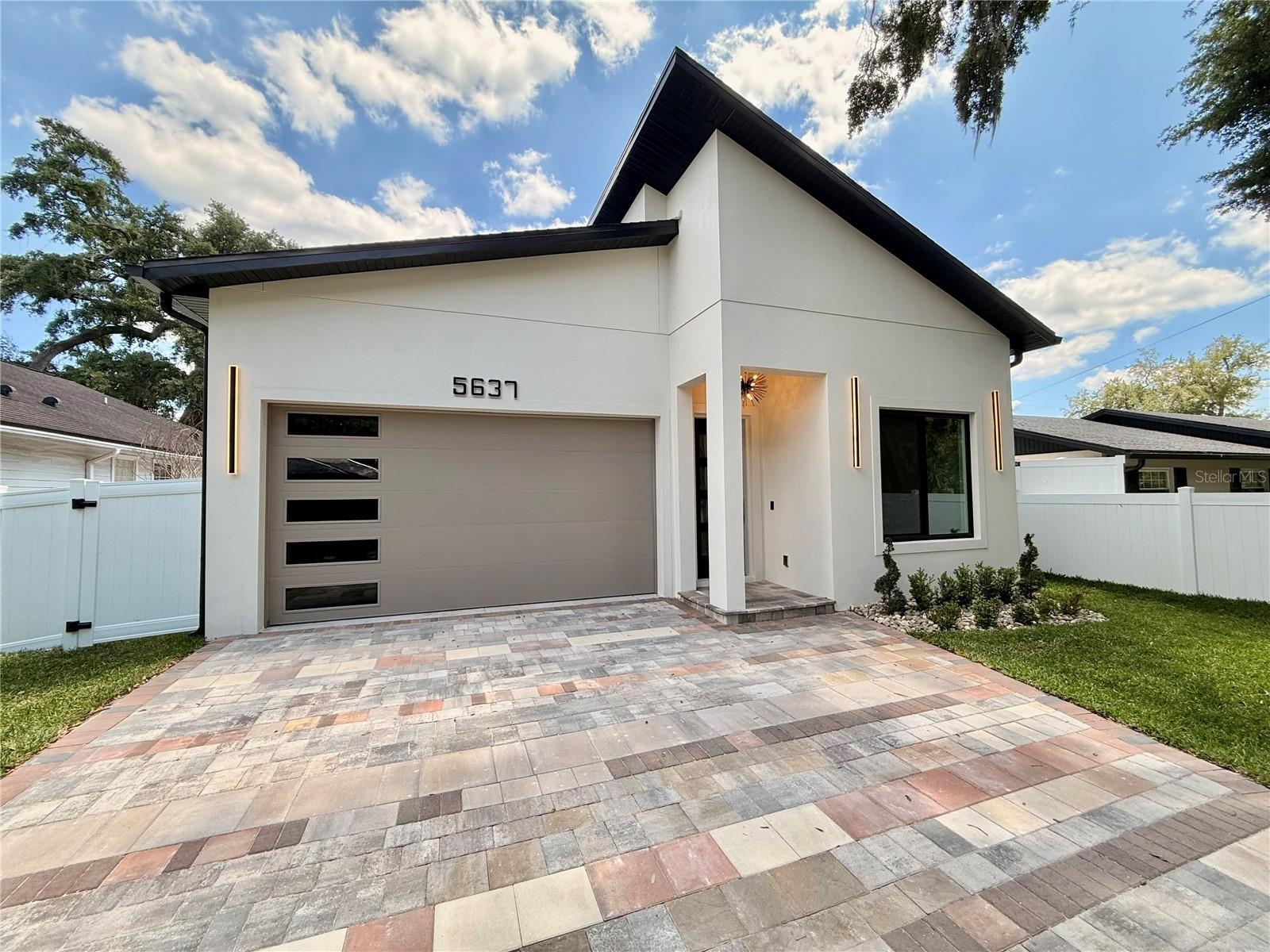 Image 3 of 53 For 5637 Marinell Drive