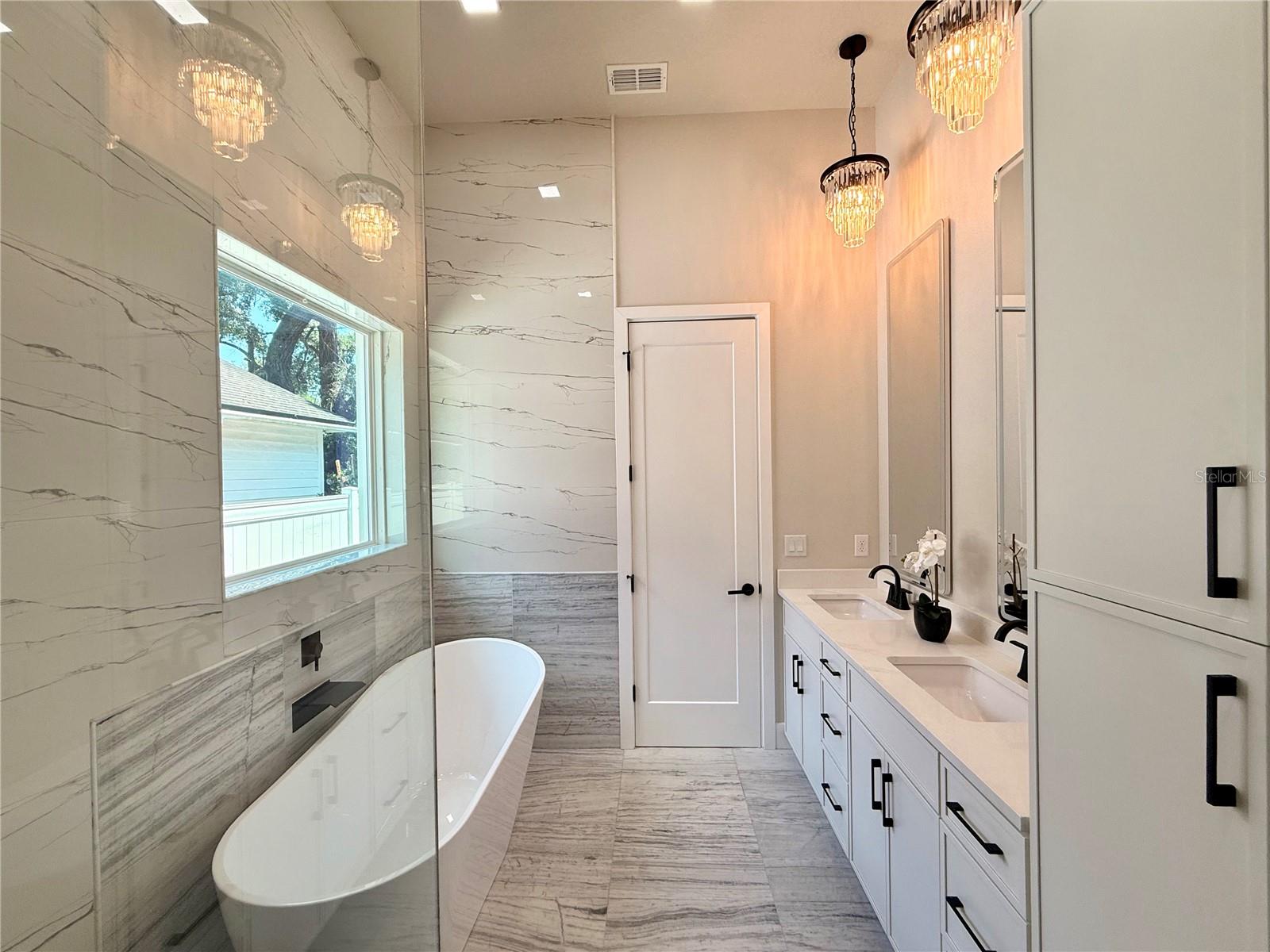 Image 32 of 53 For 5637 Marinell Drive