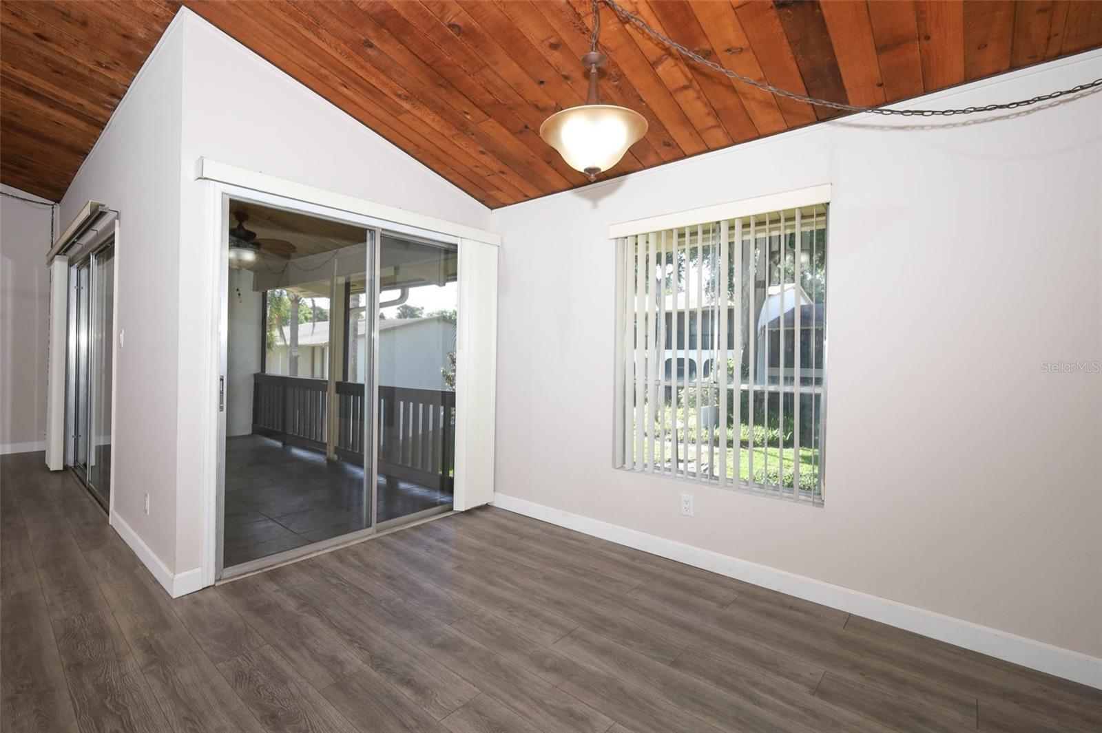 Image 11 of 69 For 200 Maitland Avenue 78