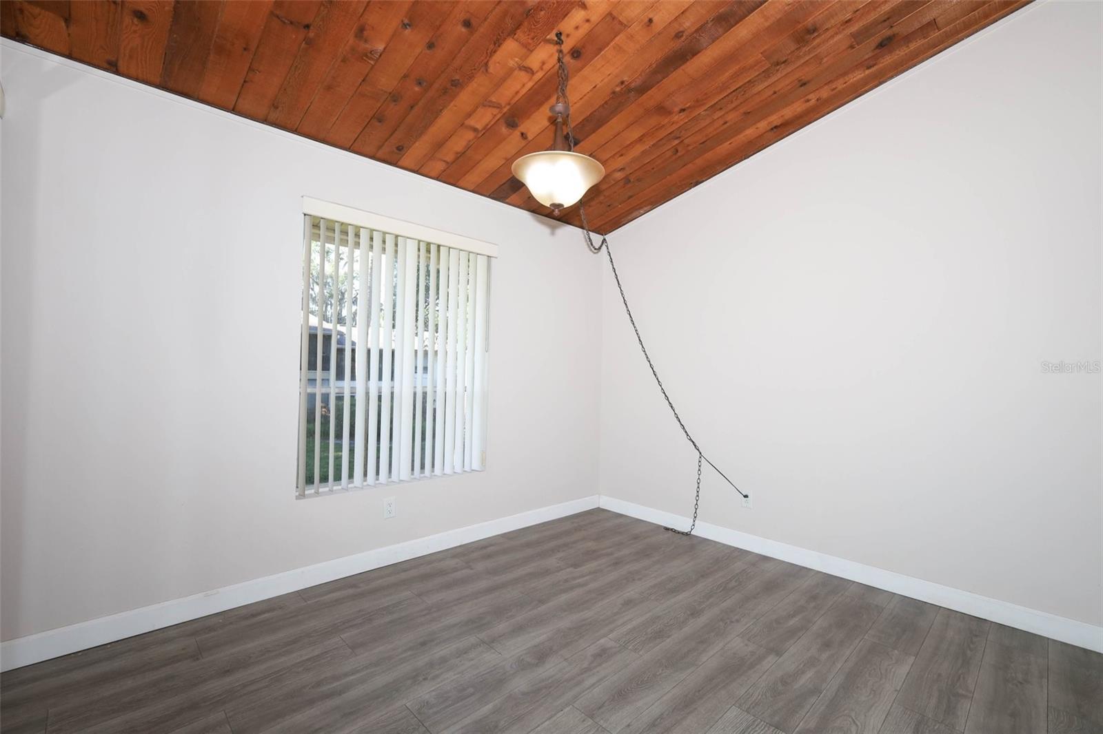 Image 12 of 69 For 200 Maitland Avenue 78