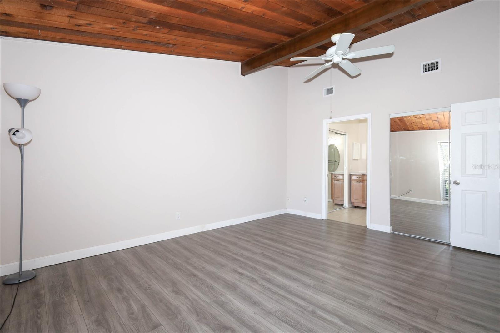 Image 23 of 69 For 200 Maitland Avenue 78