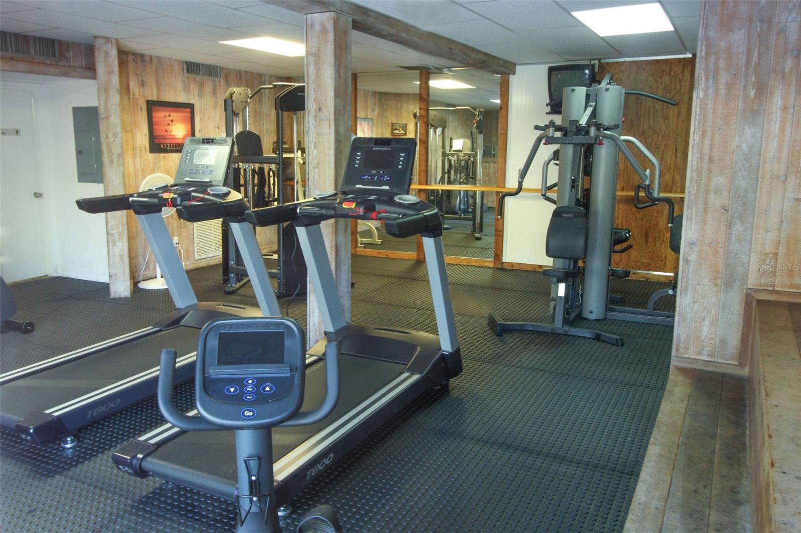 Image 50 of 69 For 200 Maitland Avenue 78