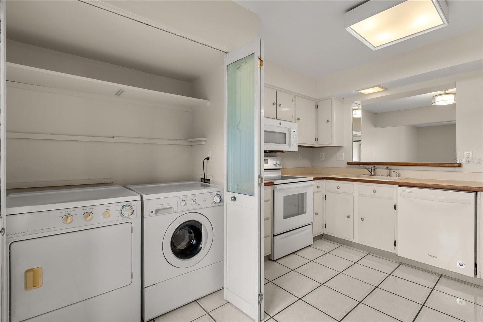 Image 12 of 47 For 170 Maitland Avenue