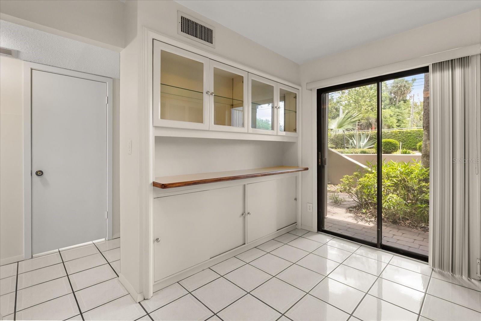 Image 13 of 47 For 170 Maitland Avenue