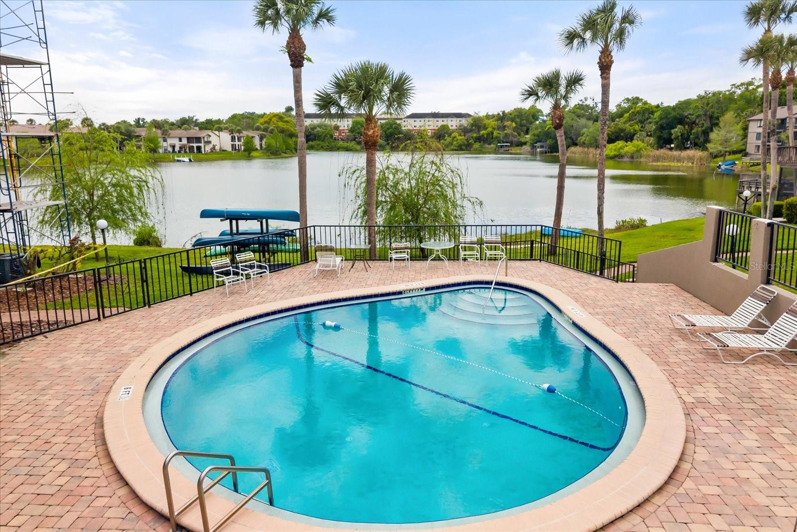 Image 24 of 47 For 170 Maitland Avenue