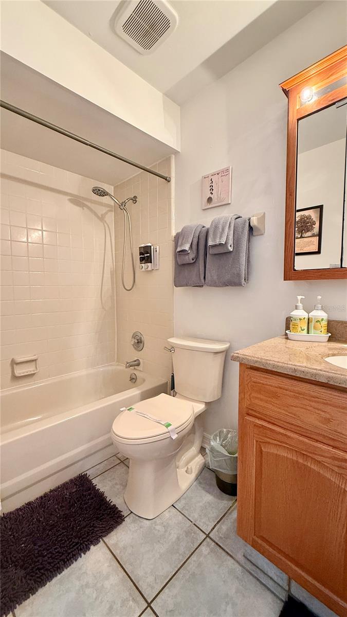 Image 20 of 38 For 125 Teakwood Drive