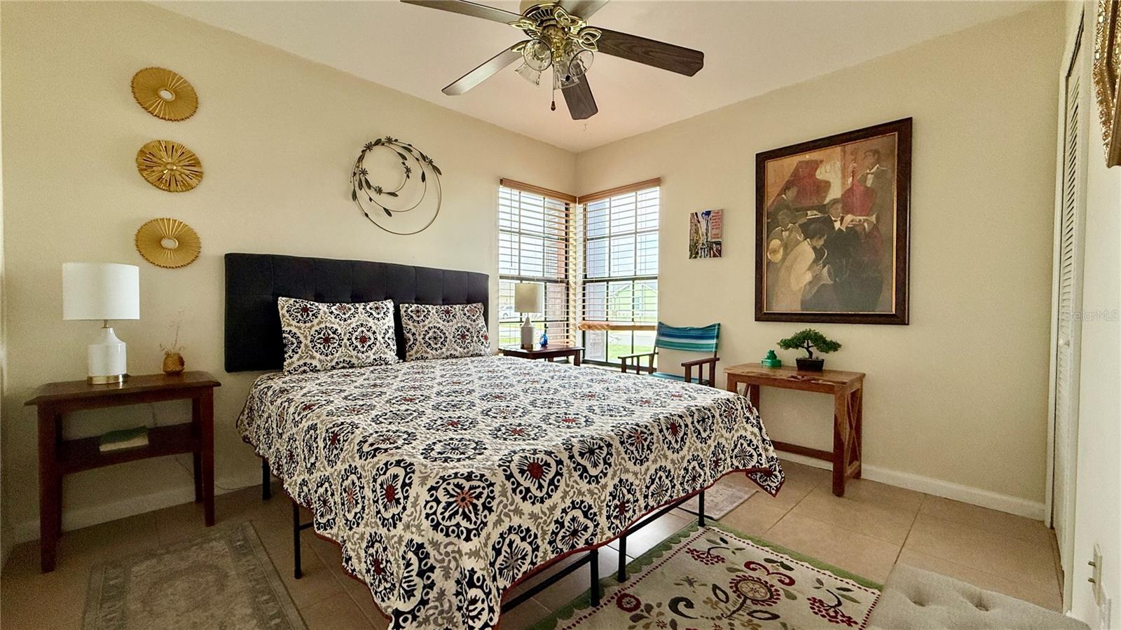 Image 24 of 38 For 125 Teakwood Drive