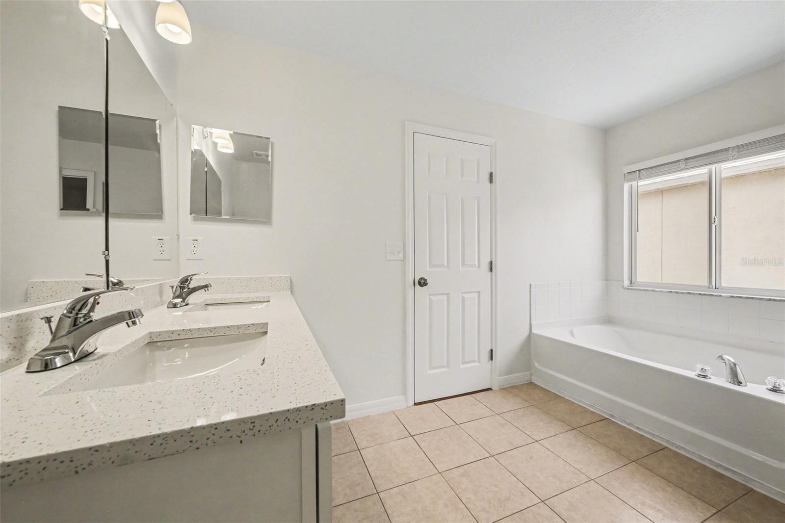 Image 8 of 25 For 16832 Gold Star Court