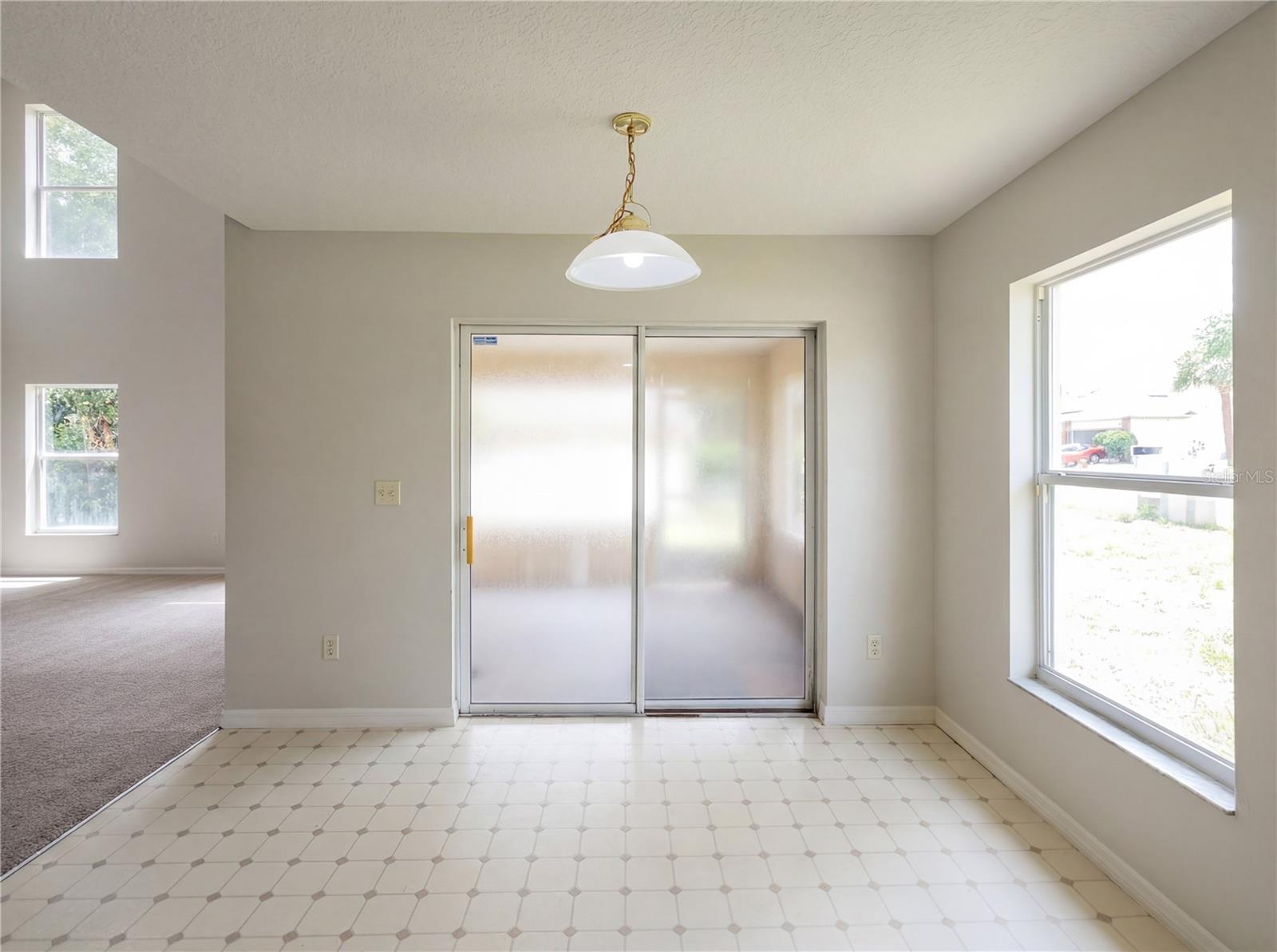 Image 10 of 23 For 1021 Dekleva Drive
