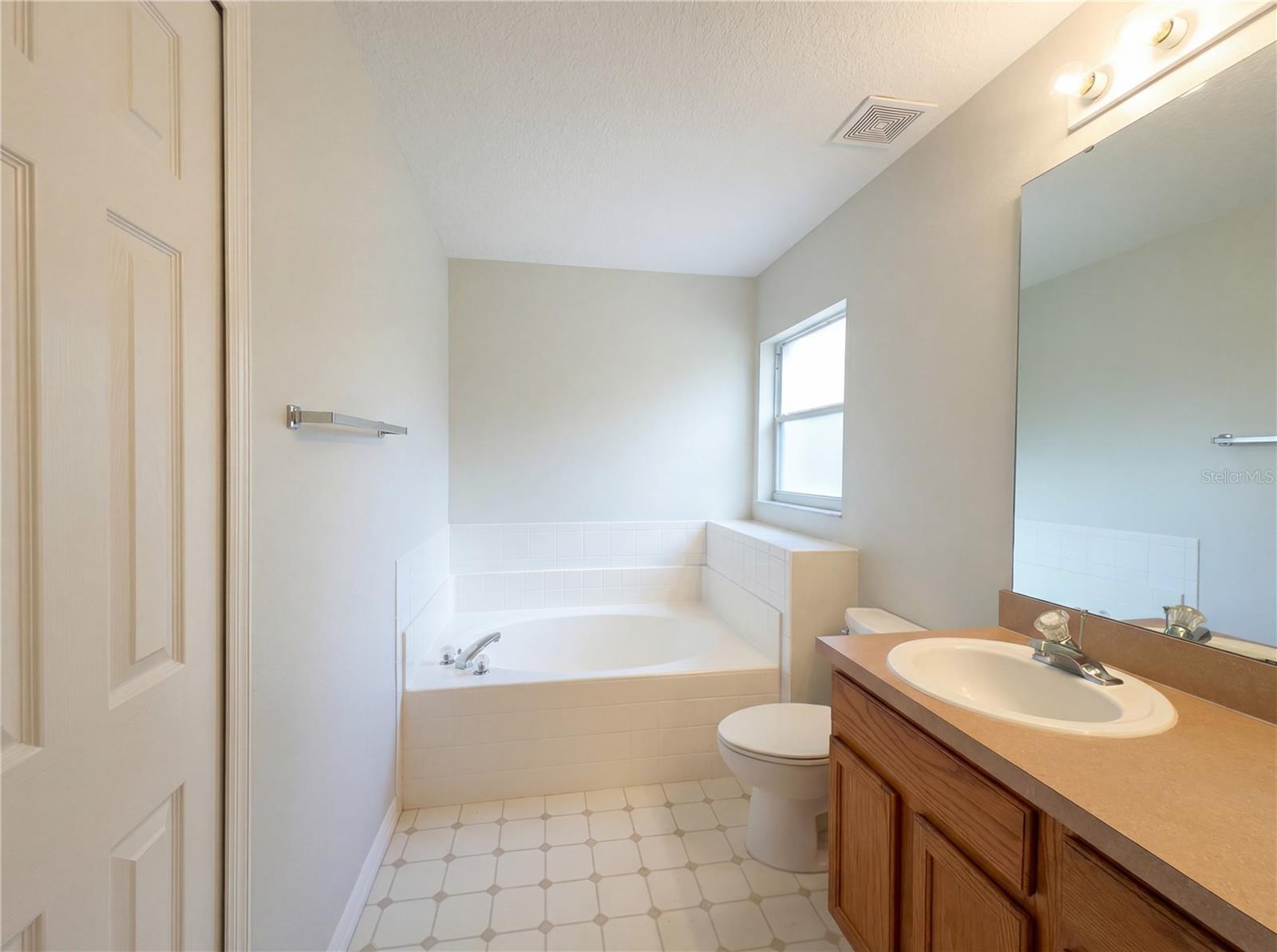 Image 12 of 23 For 1021 Dekleva Drive