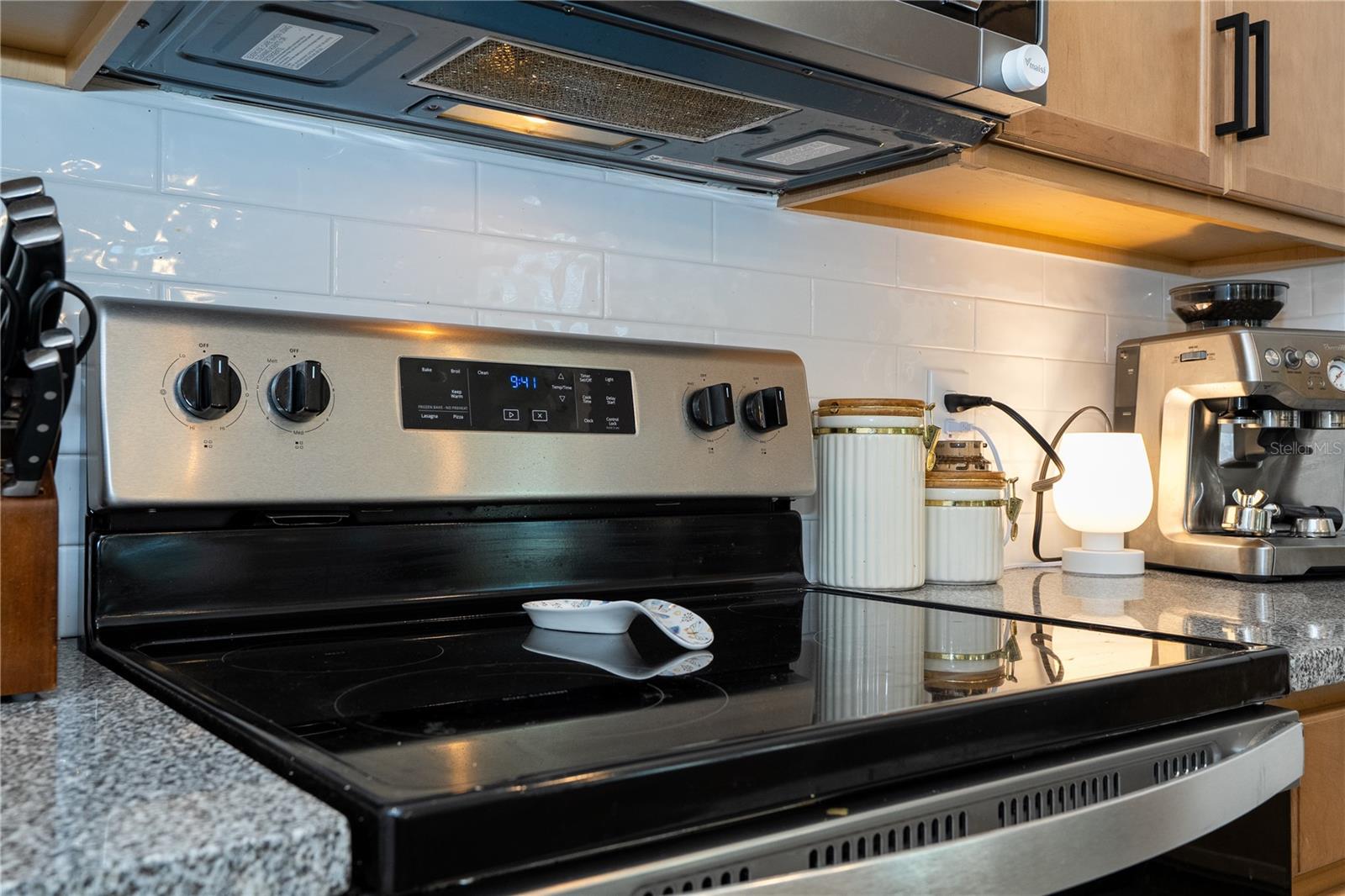 Image 26 of 73 For 12050 Bracco Street