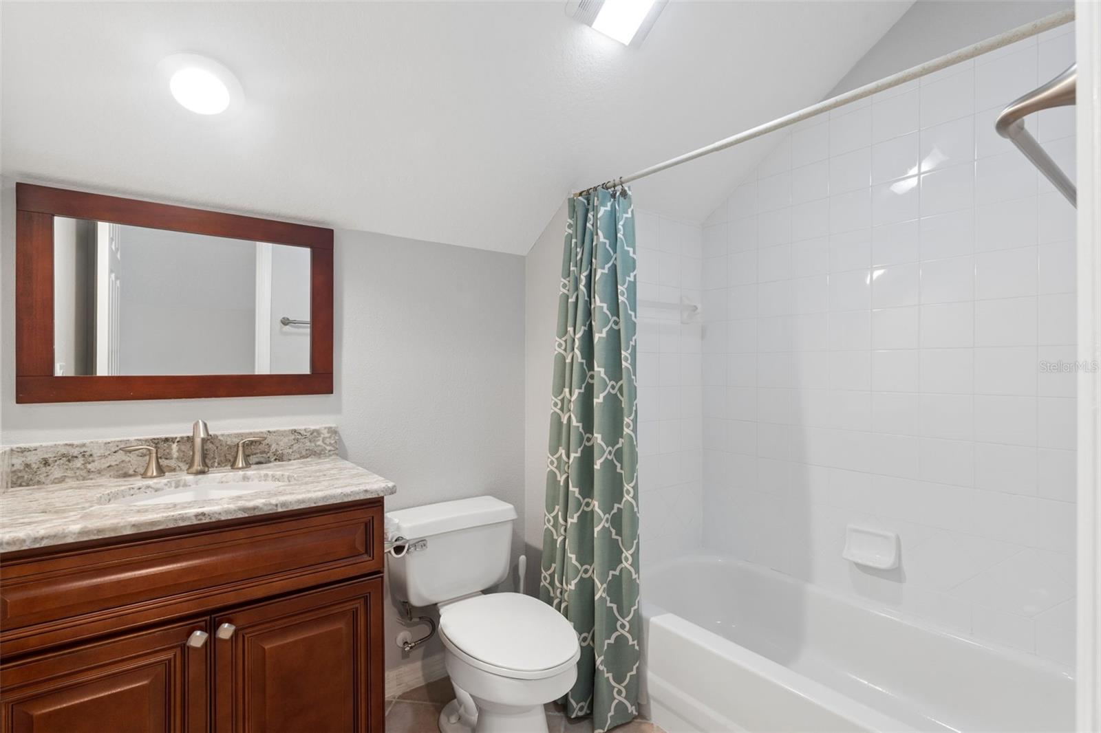 Image 28 of 49 For 3865 Winding Lake Circle