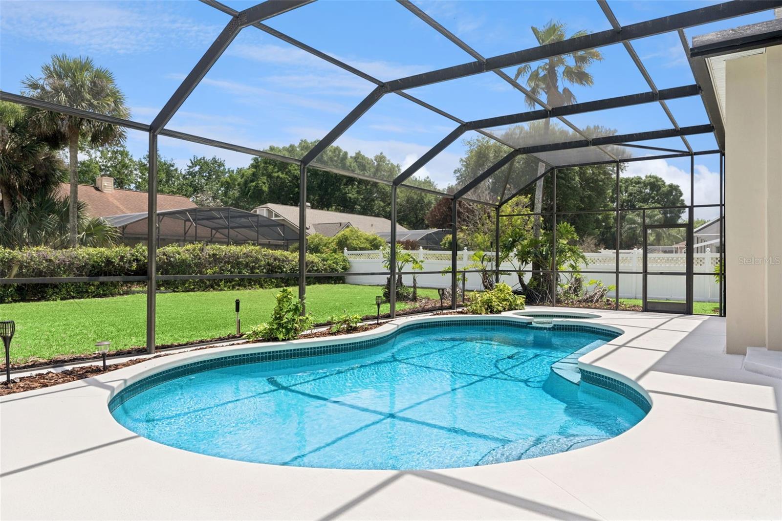 Image 29 of 49 For 3865 Winding Lake Circle