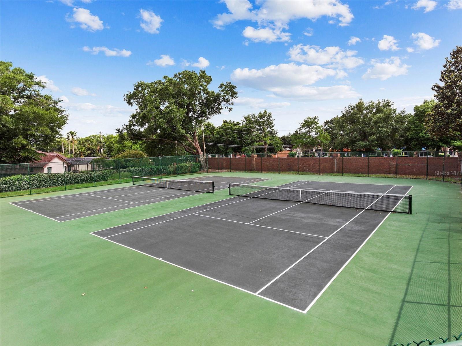 Image 40 of 49 For 3865 Winding Lake Circle