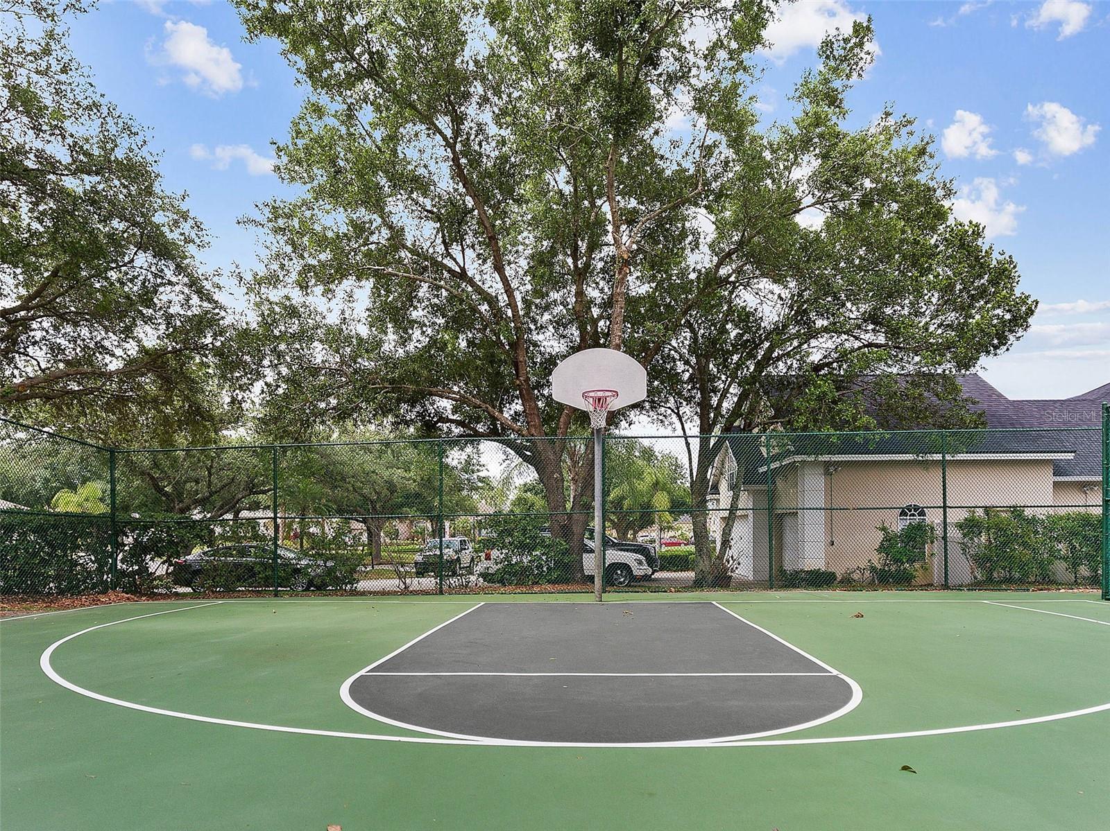 Image 41 of 49 For 3865 Winding Lake Circle