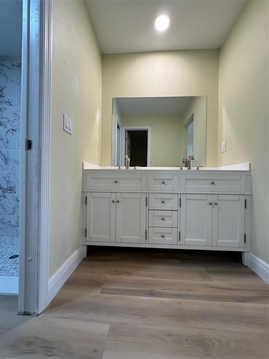 Image 7 of 10 For 2317 Sun Valley Circle 2317